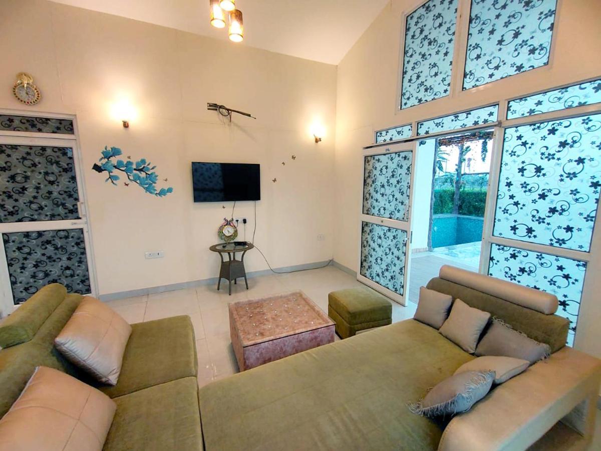 Shaw Estate-Farm House For A Small Parties-Jp Farm Grander Noida Exterior foto