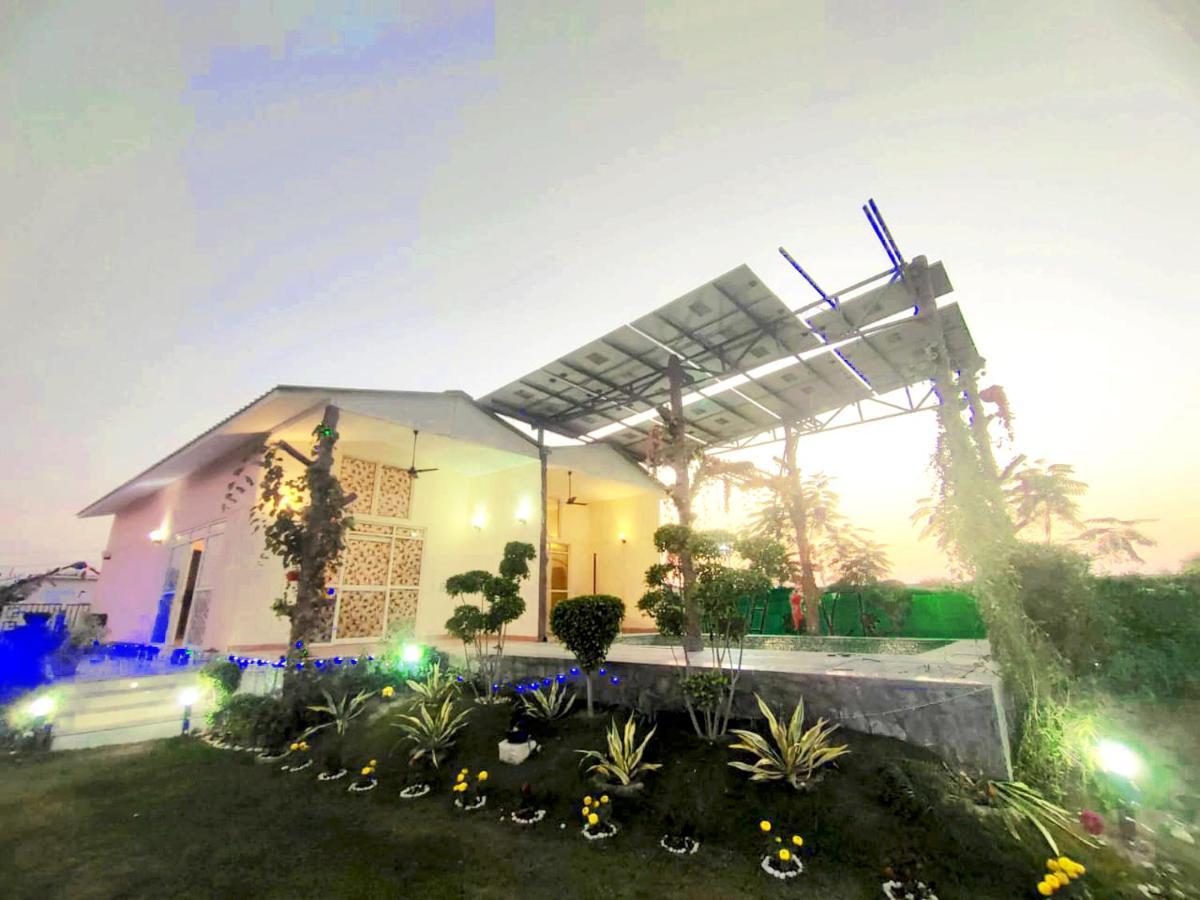 Shaw Estate-Farm House For A Small Parties-Jp Farm Grander Noida Exterior foto
