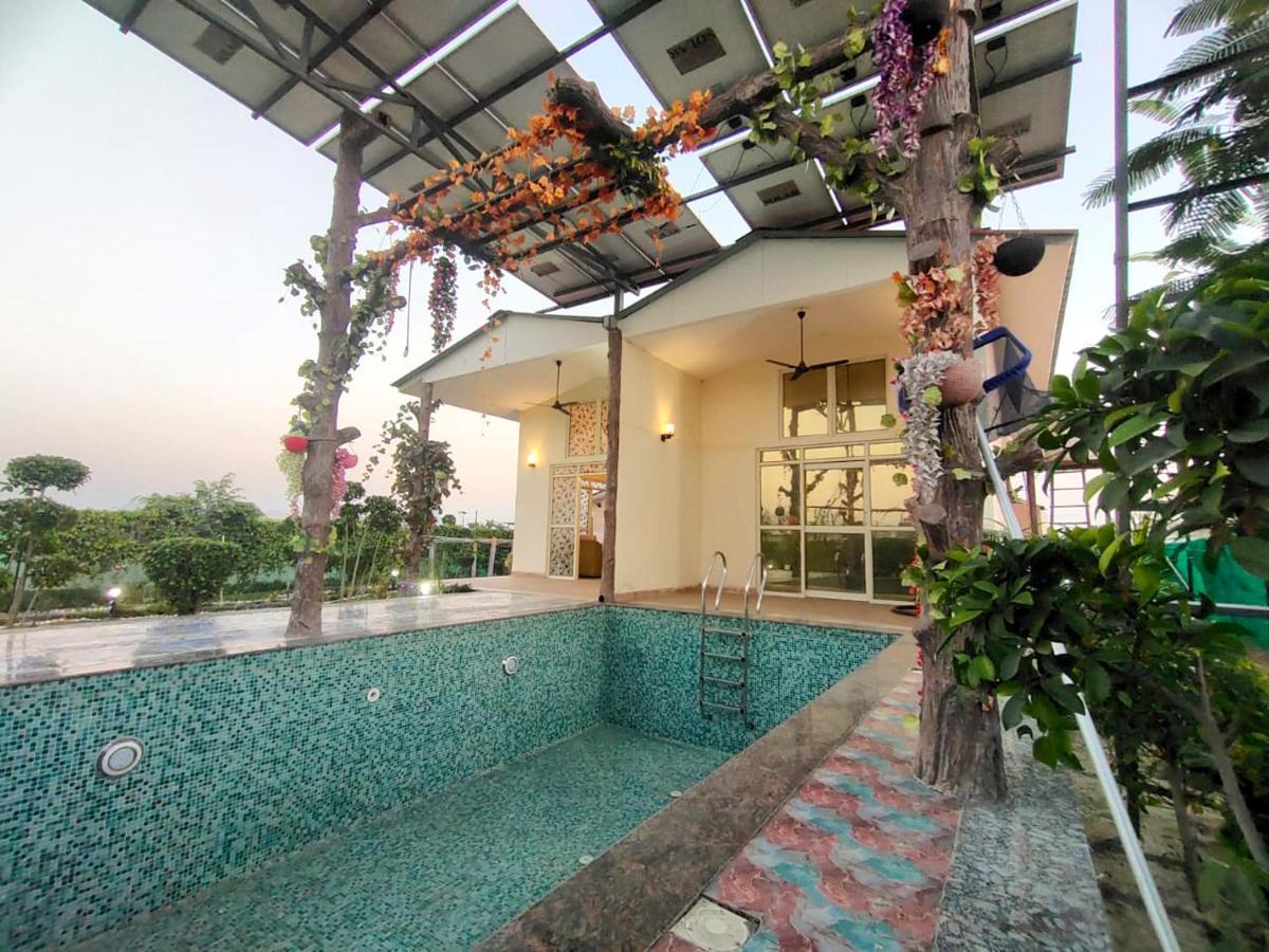 Shaw Estate-Farm House For A Small Parties-Jp Farm Grander Noida Exterior foto