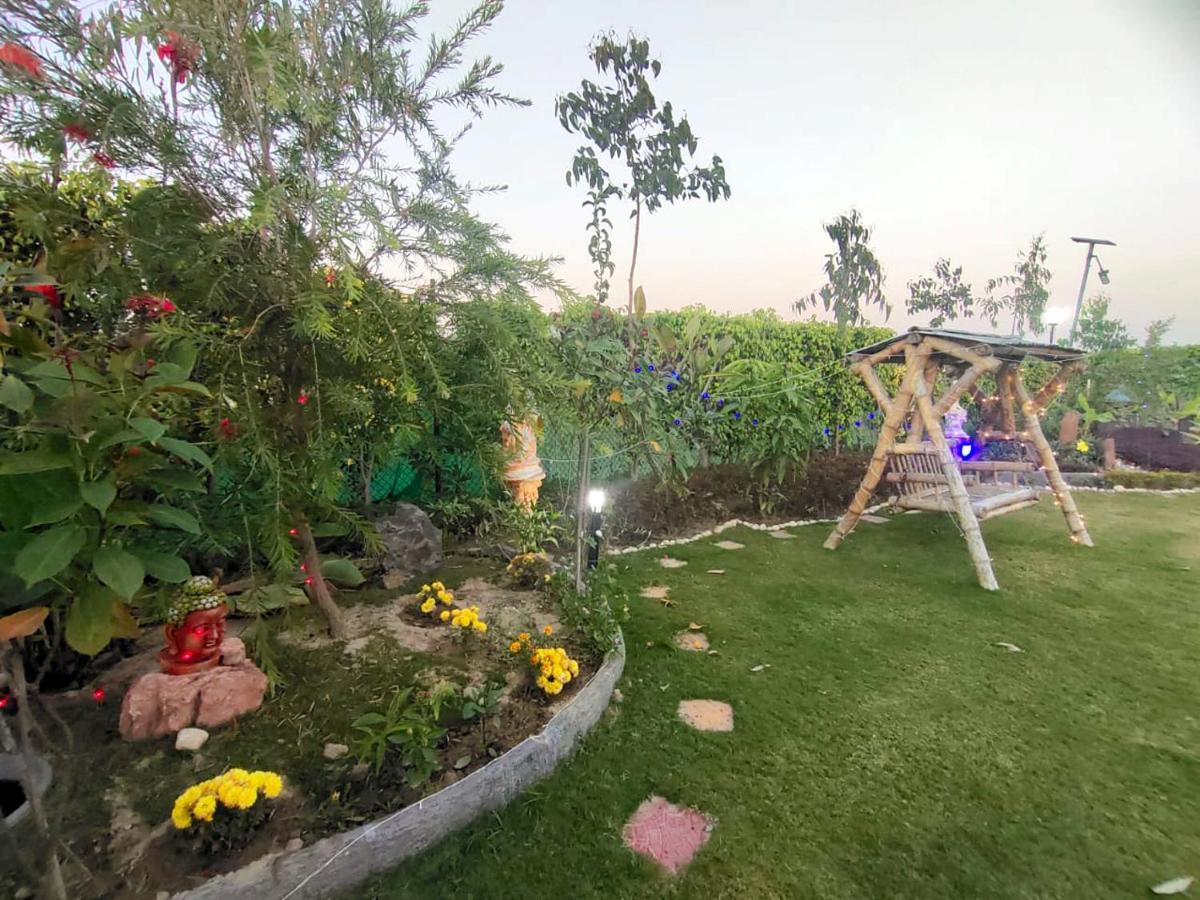 Shaw Estate-Farm House For A Small Parties-Jp Farm Grander Noida Exterior foto